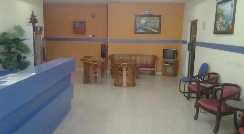 Sea Front Hotel Πορτ Ντίξον Εξωτερικό φωτογραφία